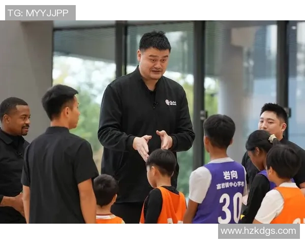 姚明助力南模篮球发展展现体育精神与教育融合新篇章 姚明助力南模篮球发展展现体育精神与教育融合新篇章