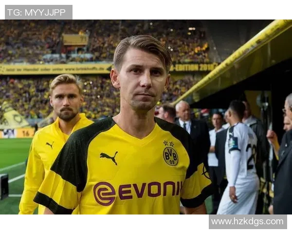 大长腿足球明星的魅力与成就揭秘让我们一起走近他们的传奇人生 大长腿足球明星的魅力与成就揭秘让我们一起走近他们的传奇人生