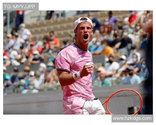 足球明星矮脚虎绰号背后的故事与传奇人生揭秘