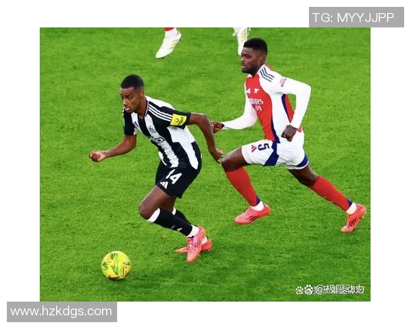 16日西班牙与英格兰激战正酣谁将赢得这场精彩对决 16日西班牙与英格兰激战正酣谁将赢得这场精彩对决